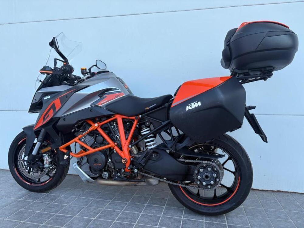 KTM 1290 Super Duke GT ABS (2016 - 18) (9)