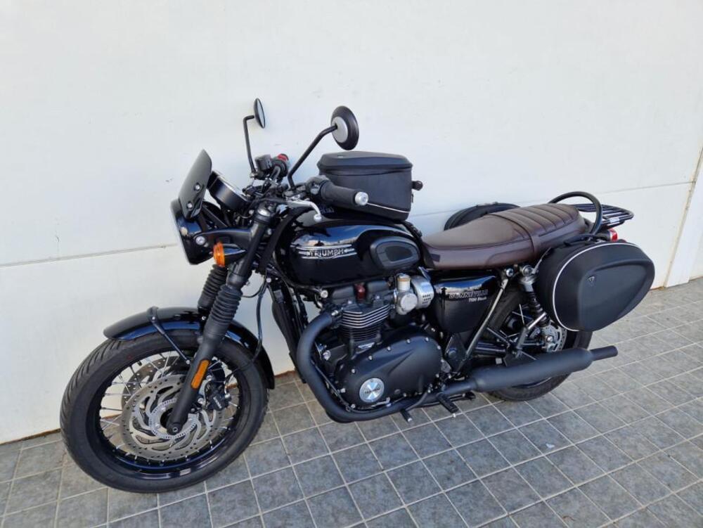 Triumph Bonneville T120 (2021 - 25) (3)