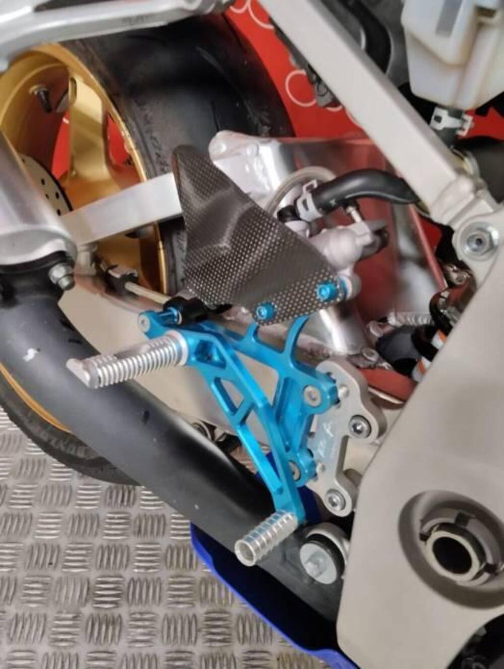 Suzuki GSX R 750 (1999 - 03) (5)