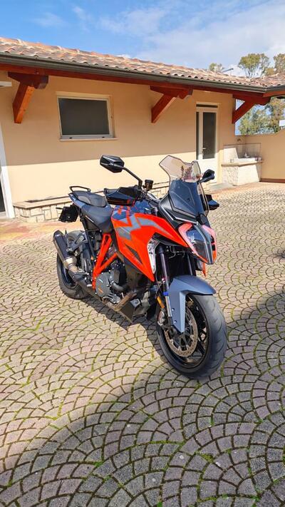 KTM 1290 Super Duke GT (2022 - 25) usata