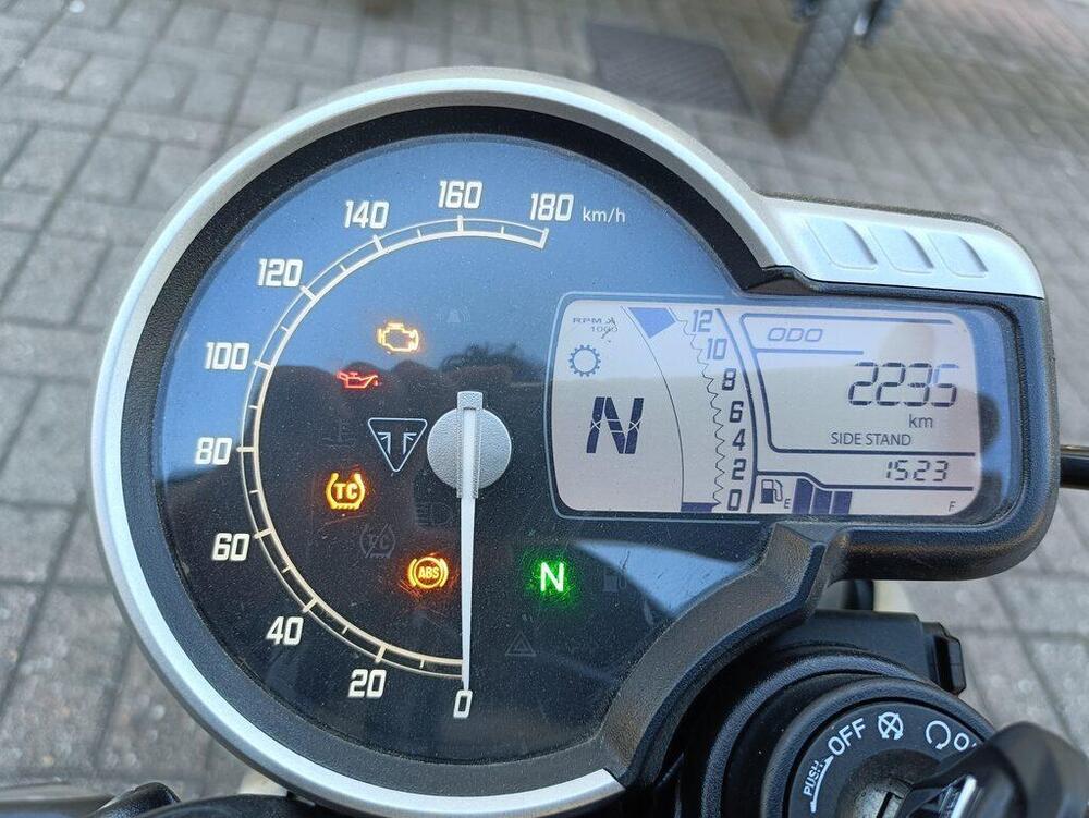 Triumph Speed 400 (2024 - 26) (14)