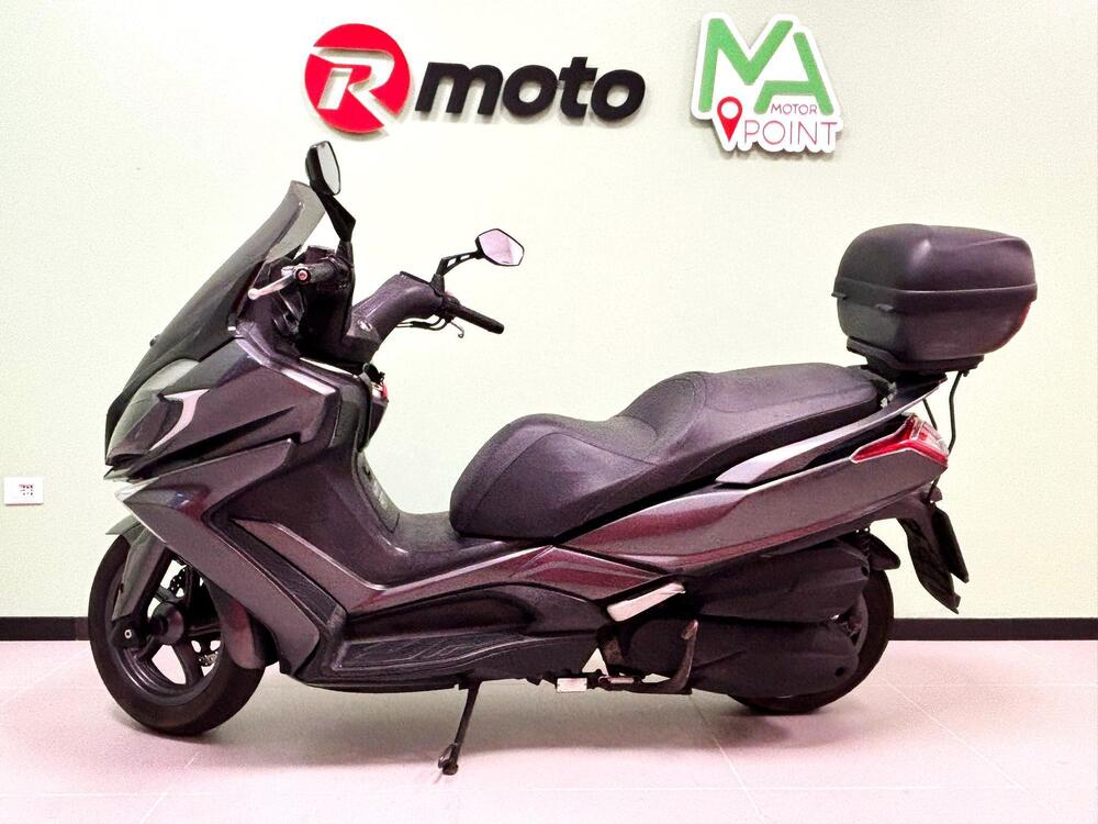 Kymco Downtown 350i ABS (2015 - 17) (2)