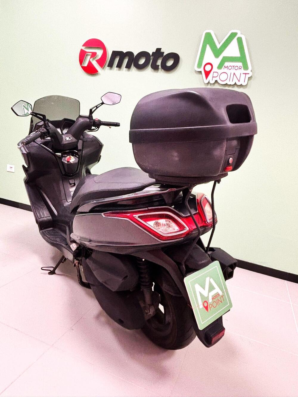 Kymco Downtown 350i ABS (2015 - 17) (4)