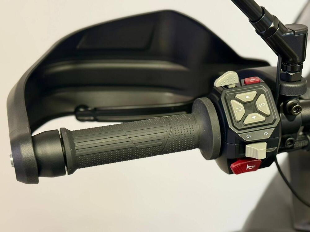 Voge Valico 900DSX (2024 - 26) (13)