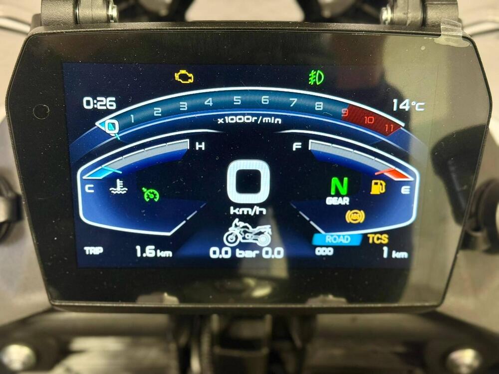 Voge Valico 900DSX (2024 - 26) (16)