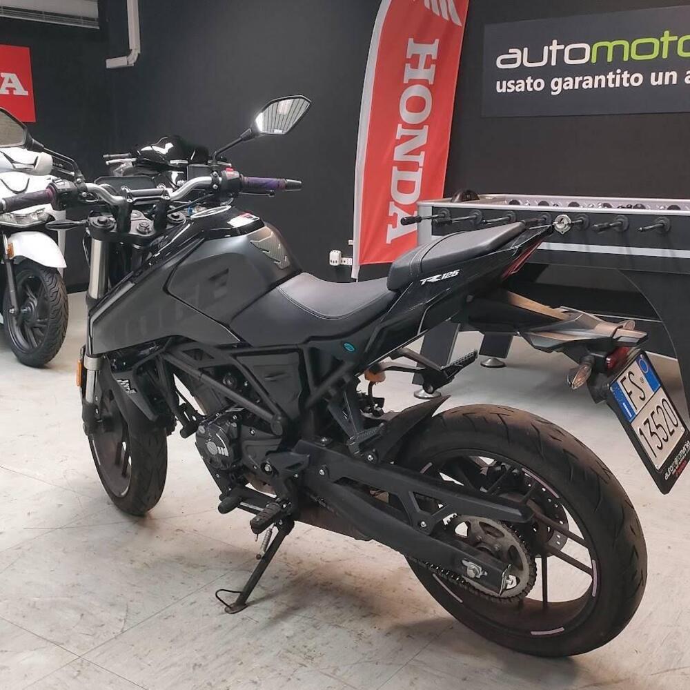 Voge Brivido 125R (2023 - 26) (3)