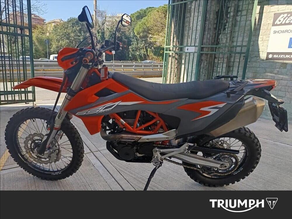 KTM 690 Enduro R (2022 - 25) (2)