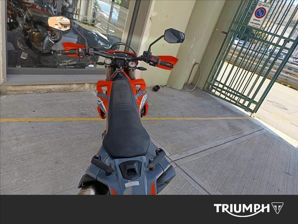 KTM 690 Enduro R (2022 - 25) (3)