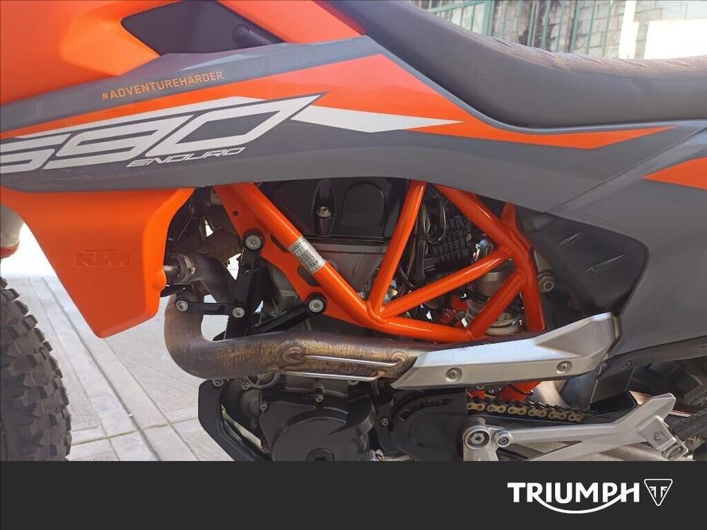 KTM 690 Enduro R (2022 - 25) (6)