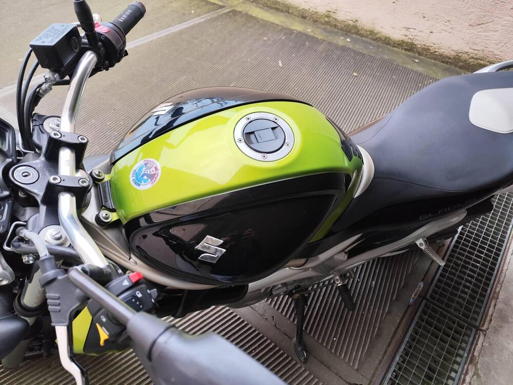 Suzuki Gladius 650 SFV (2009 - 15) (8)