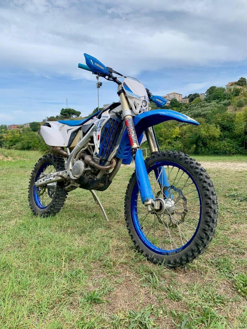 Tm Moto EN 300 Fi ES (2018) (4)