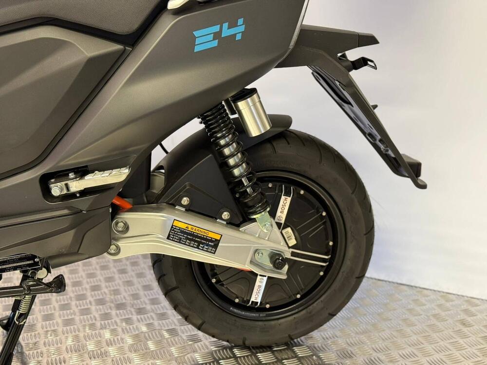 Lifan E4 L3e Doppia Batteria (2021 - 26) (12)