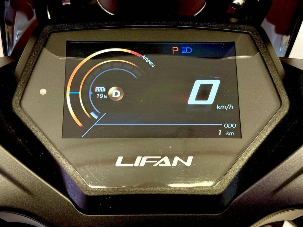 Lifan E4 L3e Doppia Batteria (2021 - 26) (14)