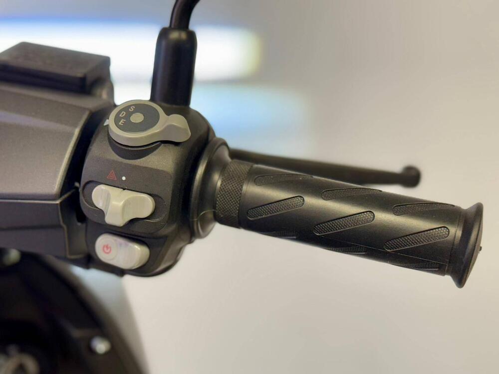 Lifan E4 L3e Doppia Batteria (2021 - 26) (19)