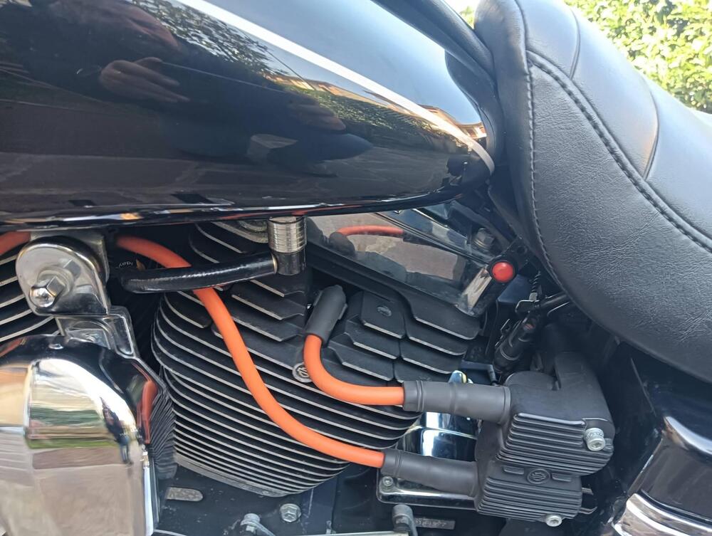 Harley-Davidson 1584 Super Glide Custom (2008 - 13) - FXDC (4)