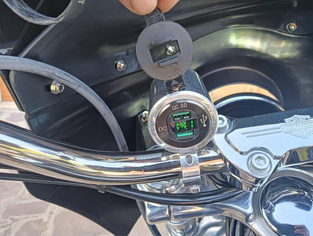 Harley-Davidson 1584 Super Glide Custom (2008 - 13) - FXDC (7)