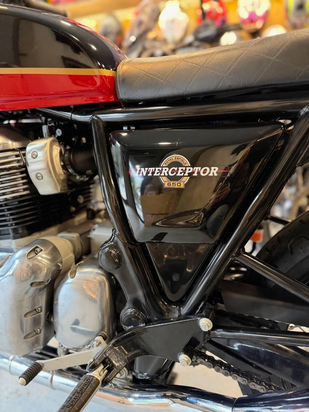 Royal Enfield Interceptor 650 (2021 - 26) (8)