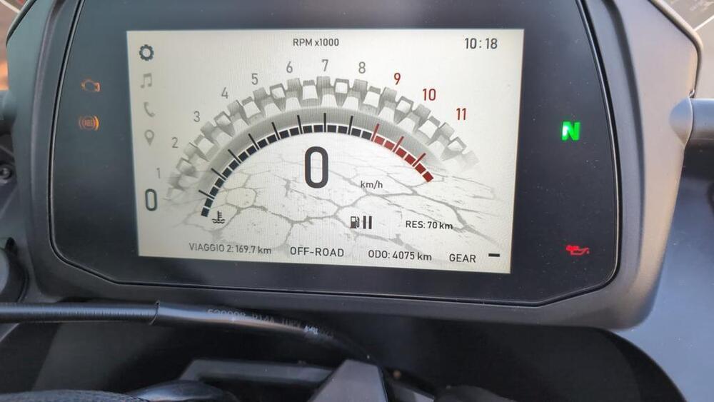 Moto Morini X-Cape 650 (2021 - 26) (3)