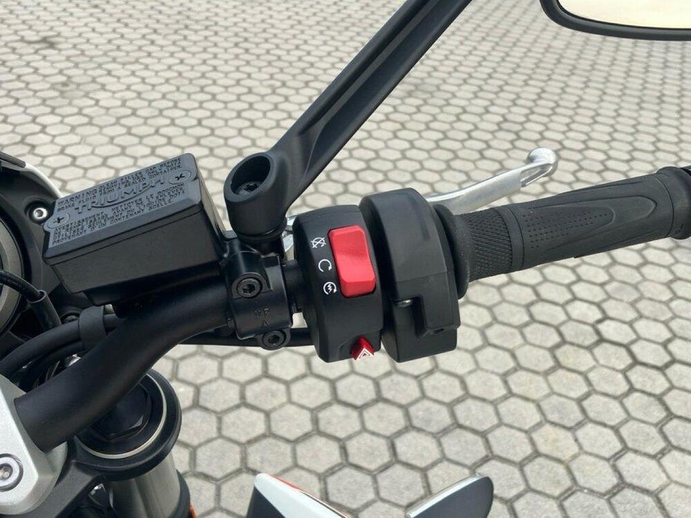 Triumph Street Triple S (2020 - 23) (10)