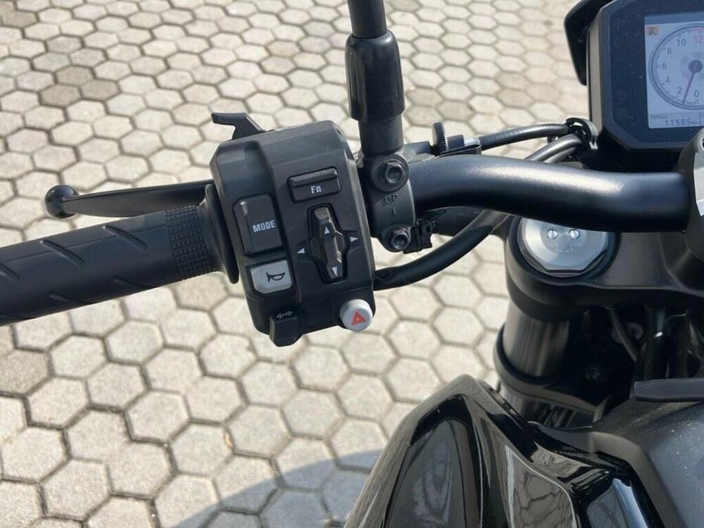 Honda CB 1000 R Black Edition (2021 - 25) (9)