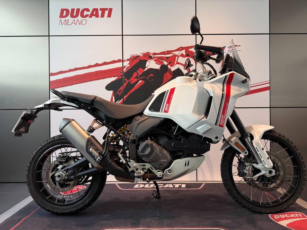 Ducati DesertX (2022 - 25)