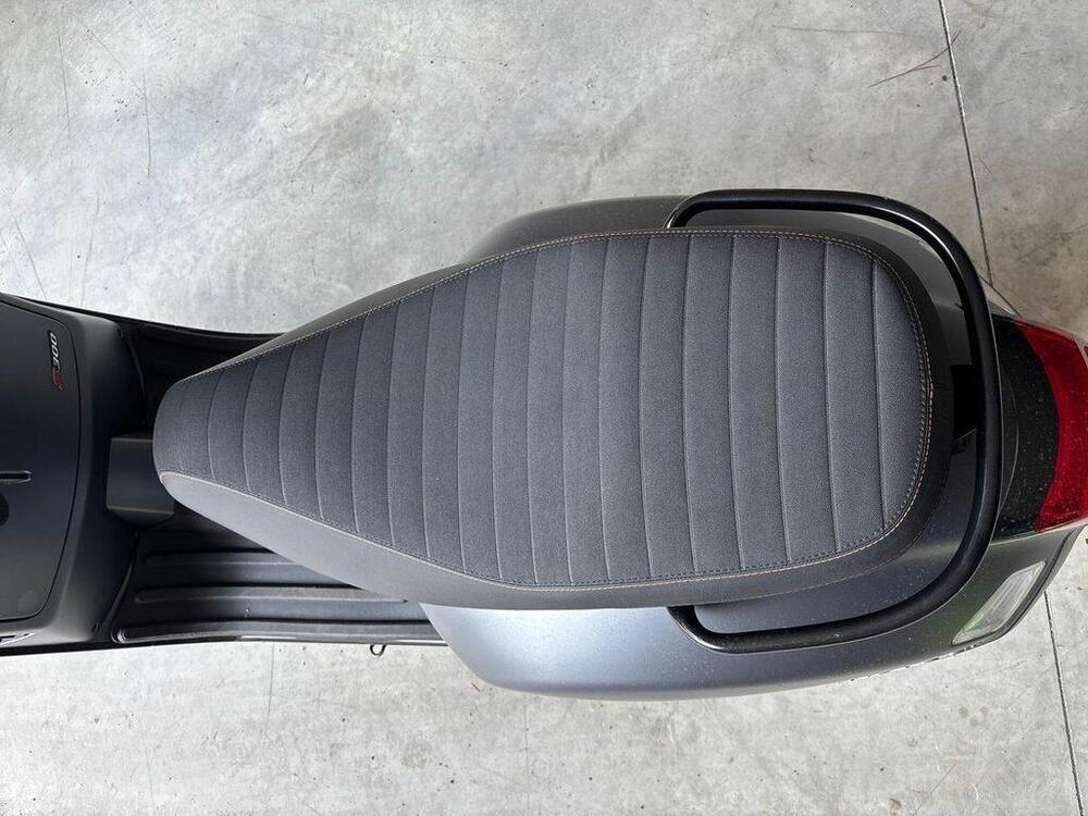 Vespa GTS 300 (2023 - 24) (9)