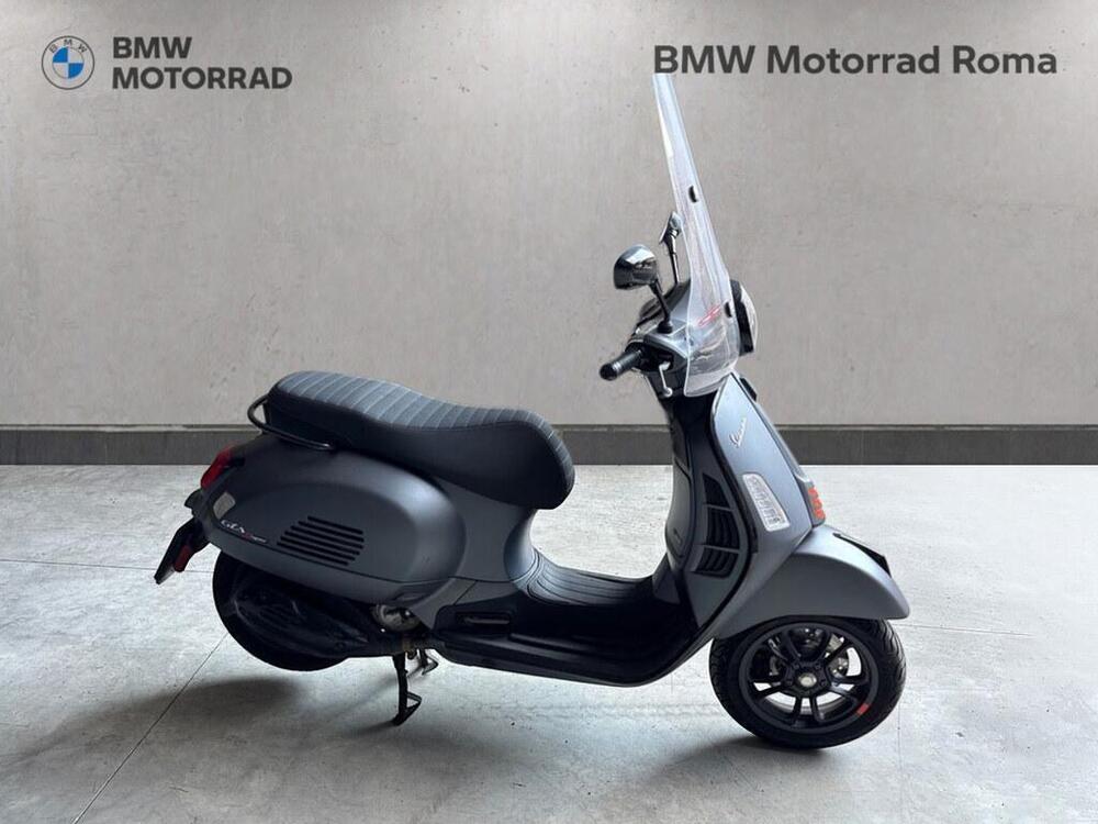 Vespa GTS 300 (2023 - 24) (2)