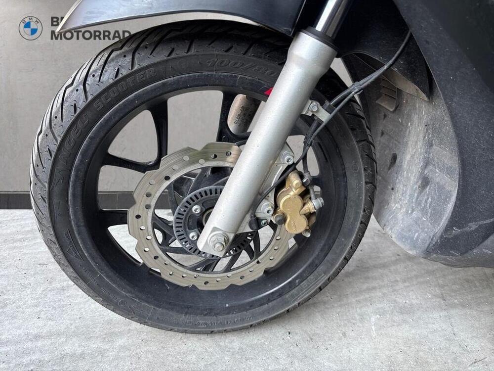 Piaggio Medley 150 ABS (2021 - 25) (5)