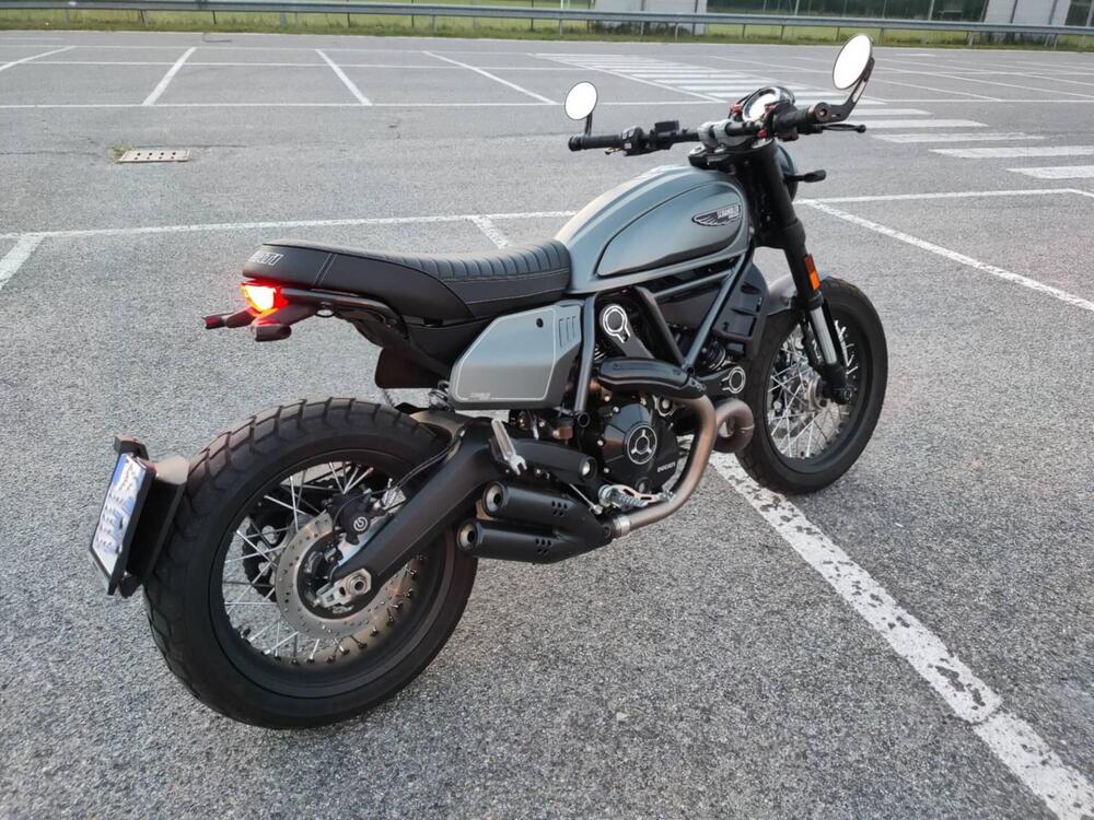 Ducati Scrambler 800 Night Shift (2021 - 22)