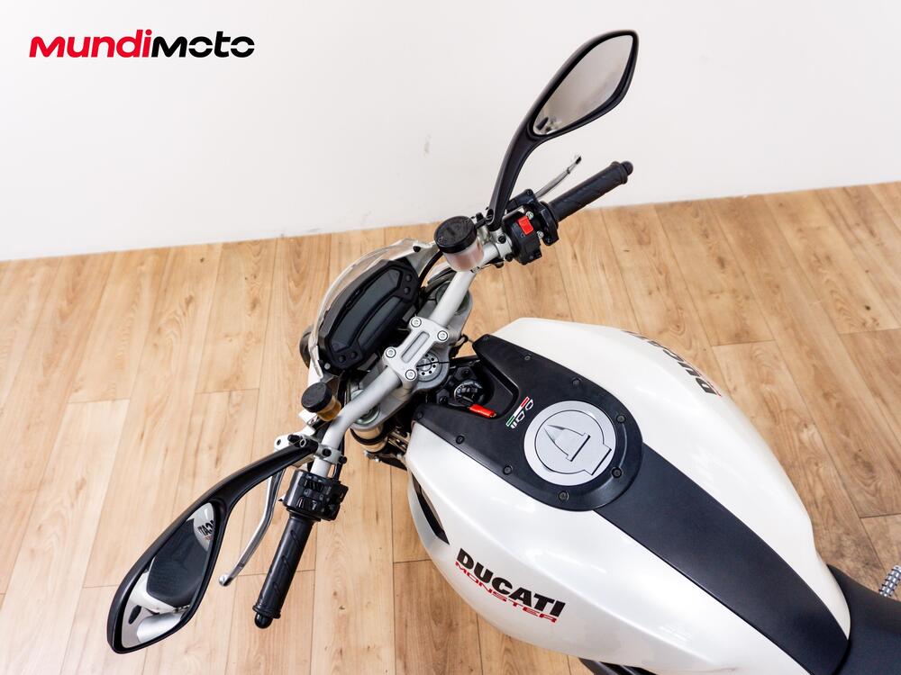 Ducati Monster 1100 S (2009-10) (9)