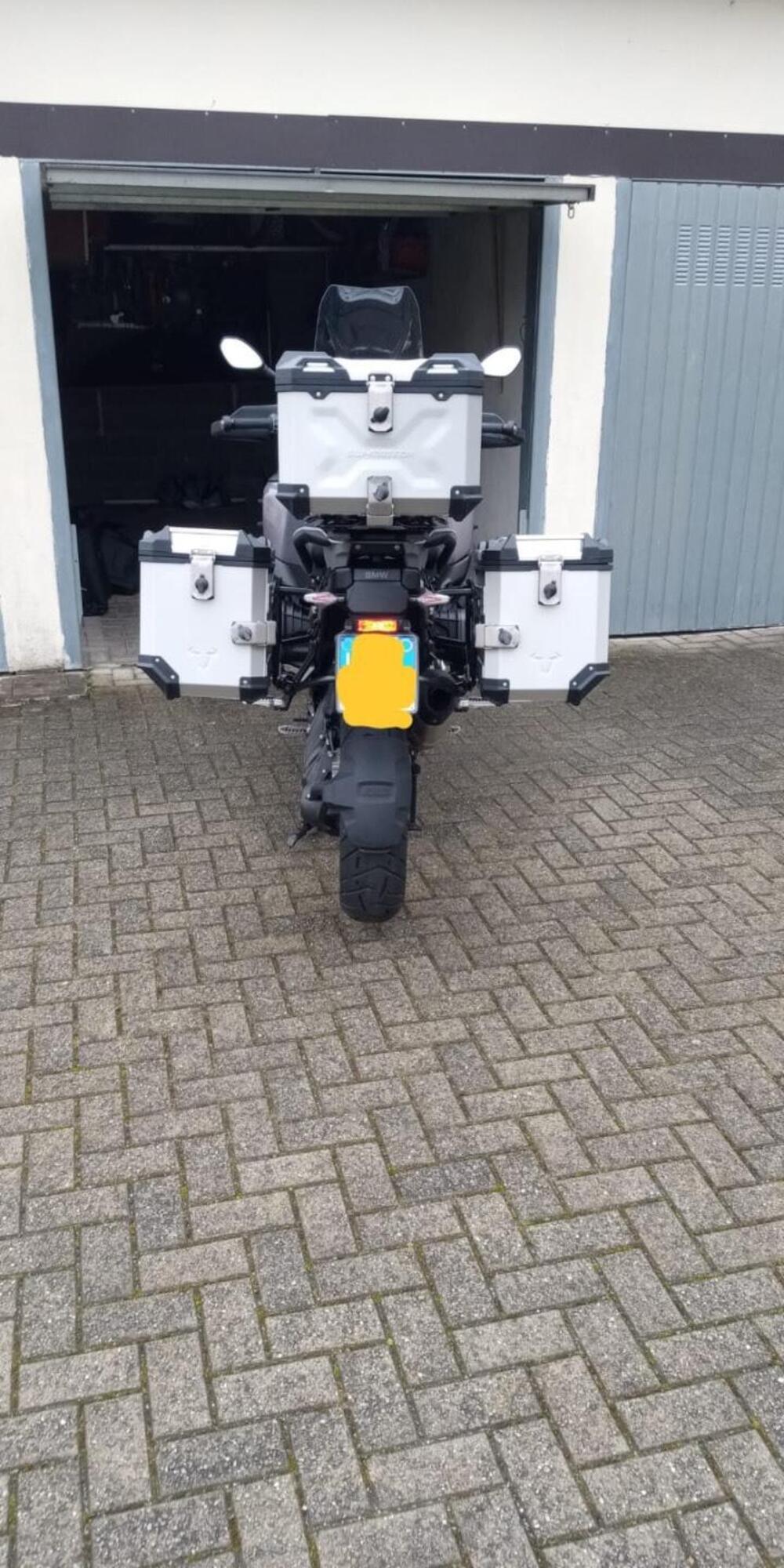 Borse laterali 45LT con telaio per R1300GS Adventu Sw-Motech (5)