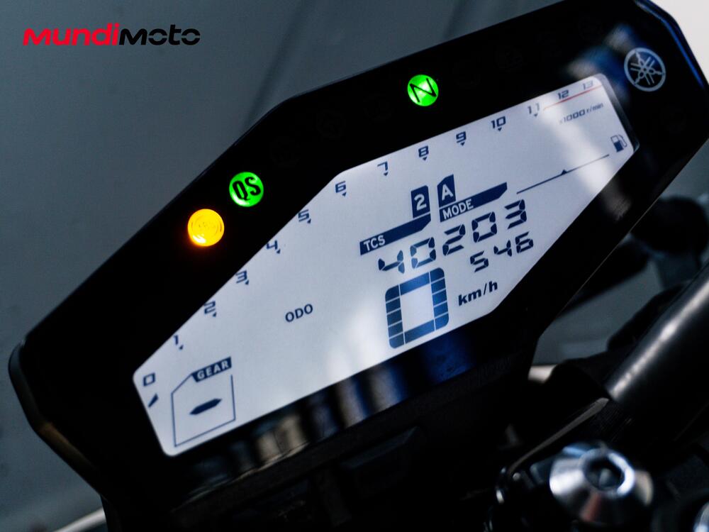 Yamaha MT-09 ABS (2013 - 15) (12)