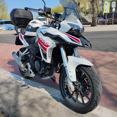 Benelli TRK 251 (2022 - 25) usata