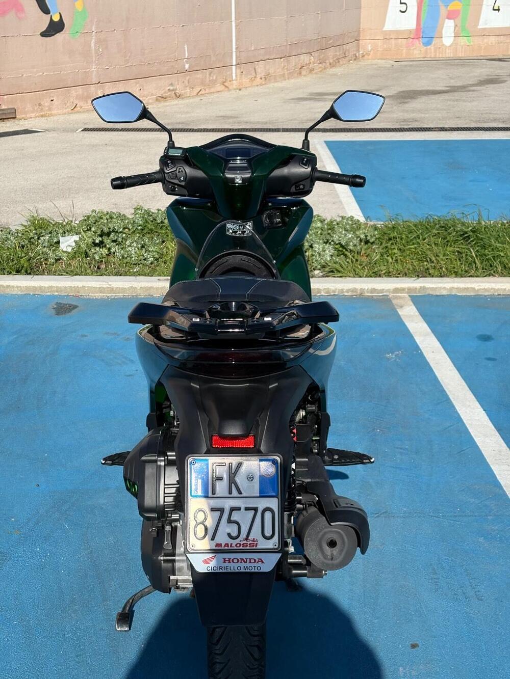 Honda SH 125i Vetro (2024 - 25) (4)