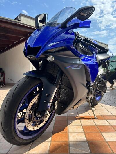 Yamaha YZF R1 (2020 - 25) usata