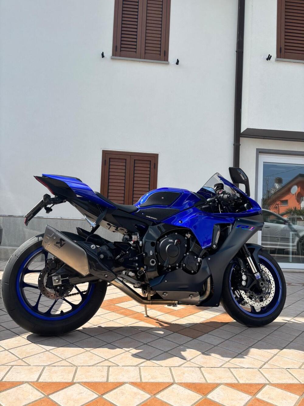 Yamaha YZF R1 (2020 - 25) (7)