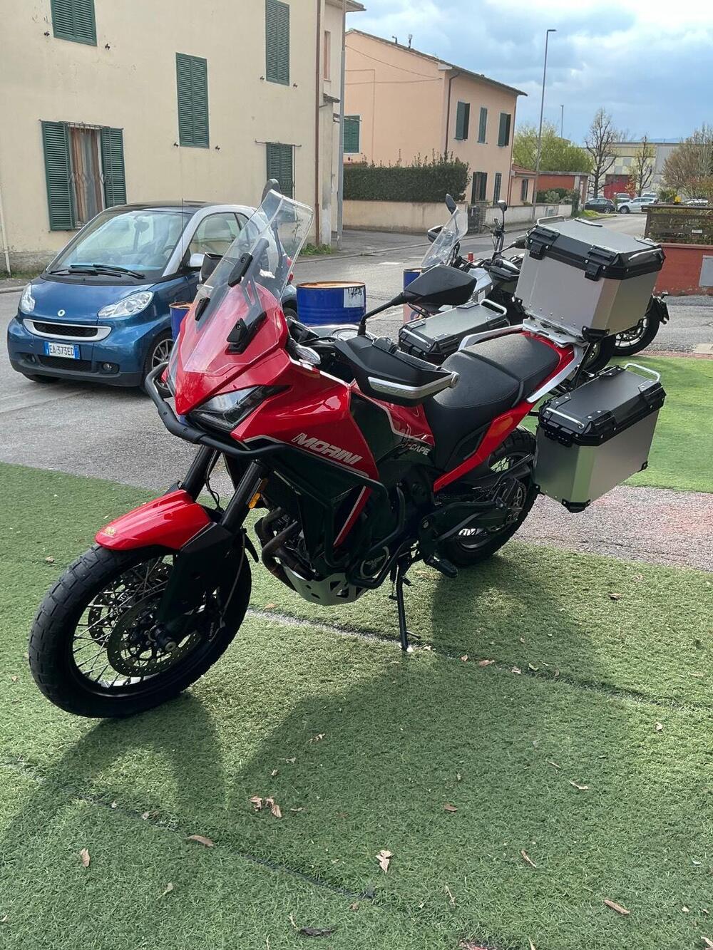 Moto Morini X-Cape 650 (2021 - 26) (2)