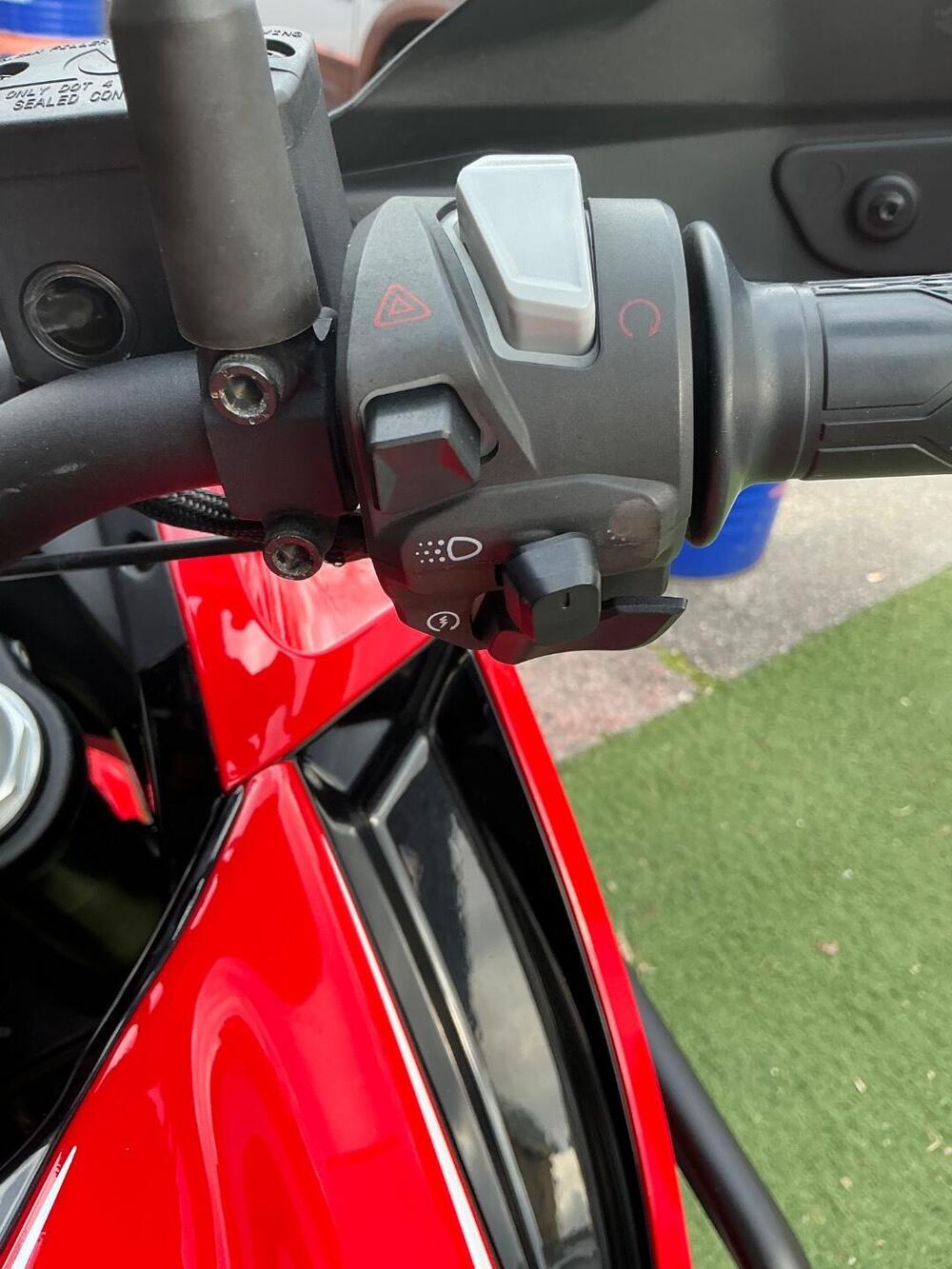 Moto Morini X-Cape 650 (2021 - 26) (16)