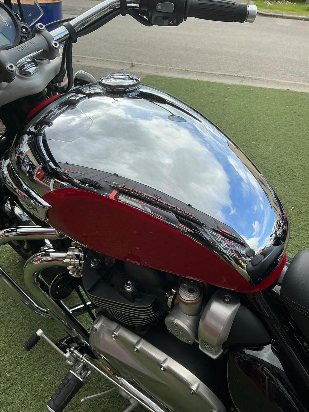 Triumph Bonneville Speedmaster 1200 Chrome Edition (2023) (14)