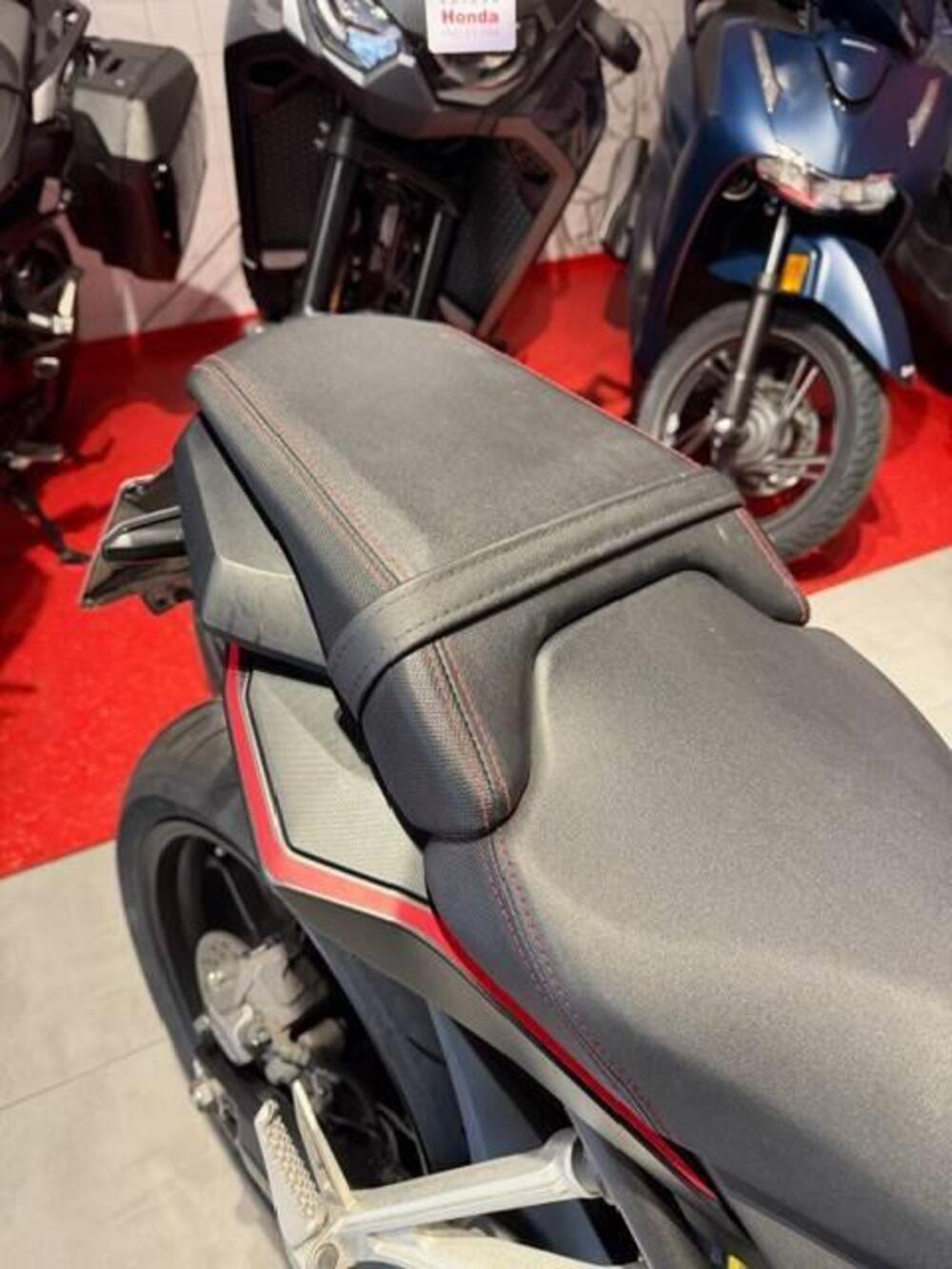 Honda CBR 650 R (2019 - 20) (11)