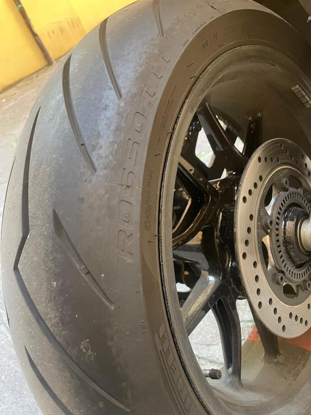 Ducati Monster 937 (2021 - 25) (3)