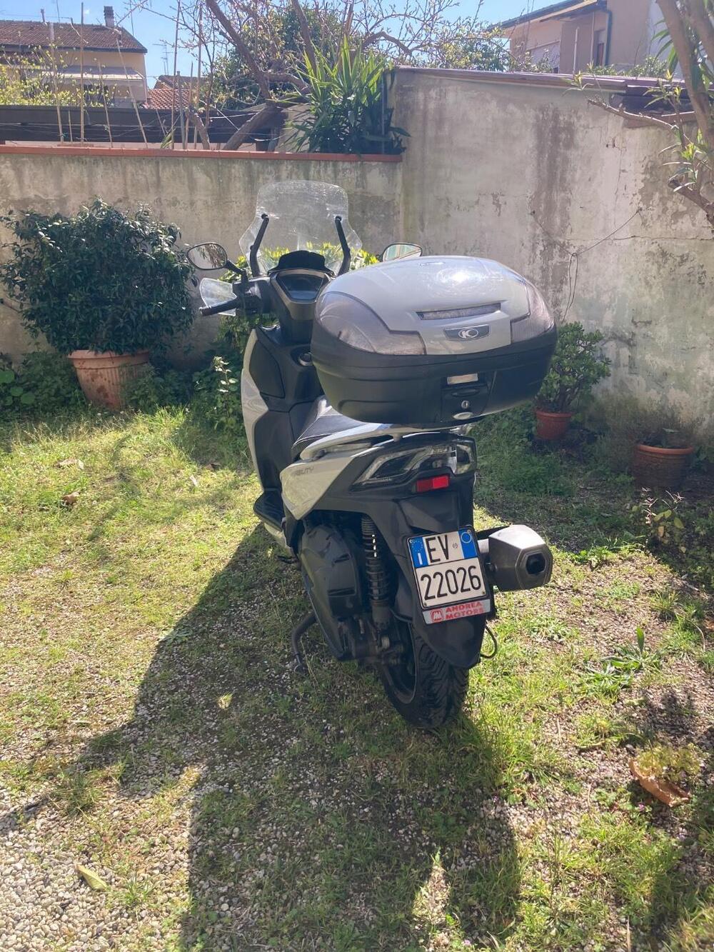 Kymco Agility 300 + (2020) (5)