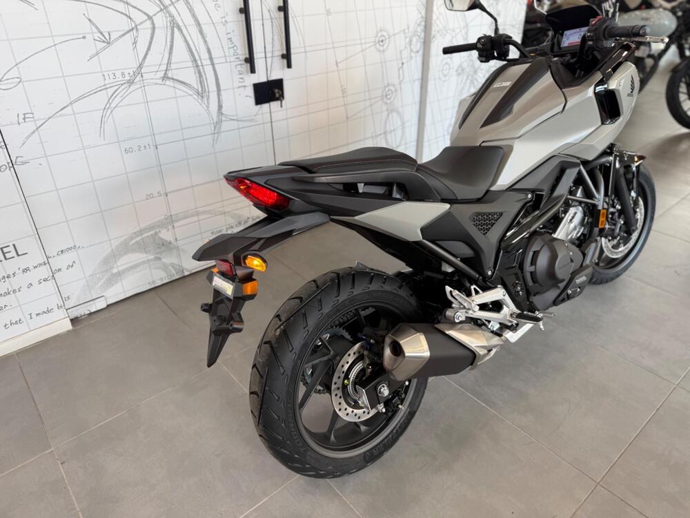 Honda NC 750 X DCT (2025 - 26) (12)