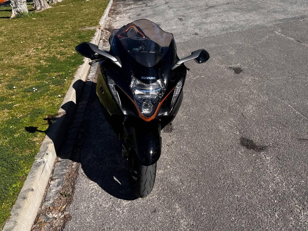 Suzuki GSX 1300 R Hayabusa (2021 - 24) (2)