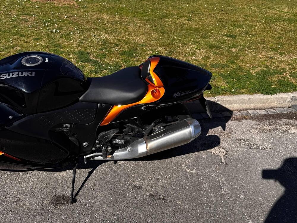 Suzuki GSX 1300 R Hayabusa (2021 - 24) (7)