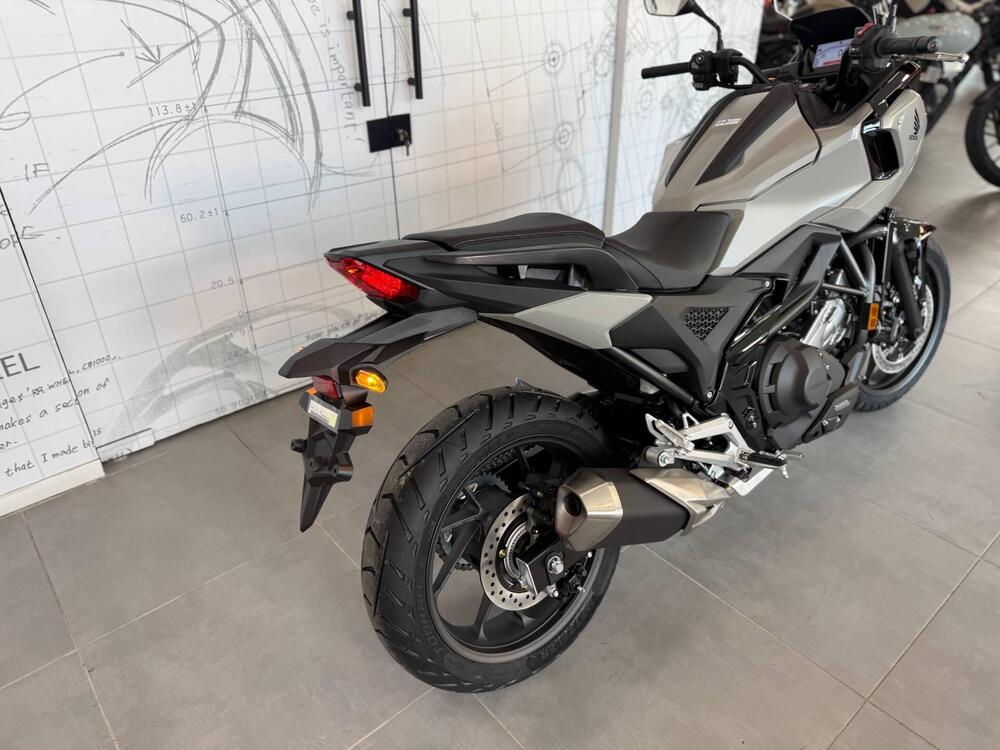 Honda NC 750 X DCT (2025 - 26) (12)