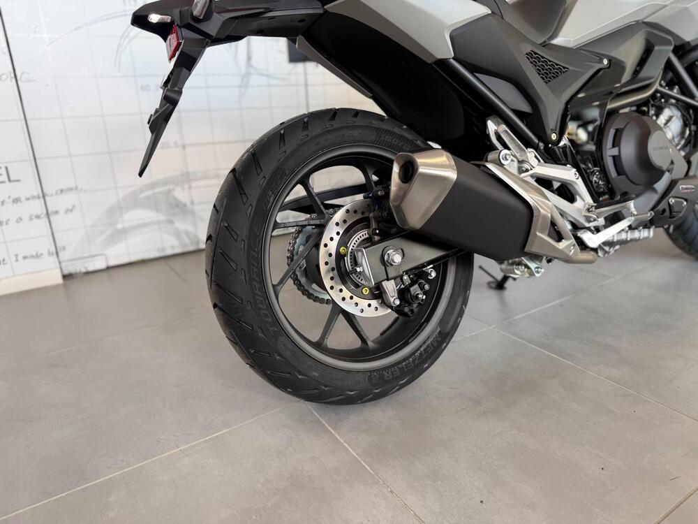 Honda NC 750 X DCT (2025 - 26) (11)