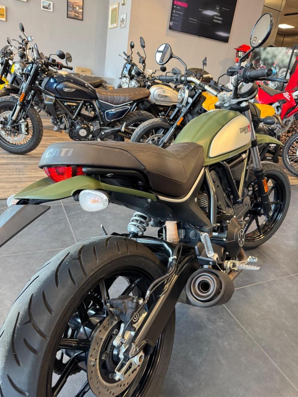 Ducati Scrambler 400 Sixty 2 (2016 - 21) (7)
