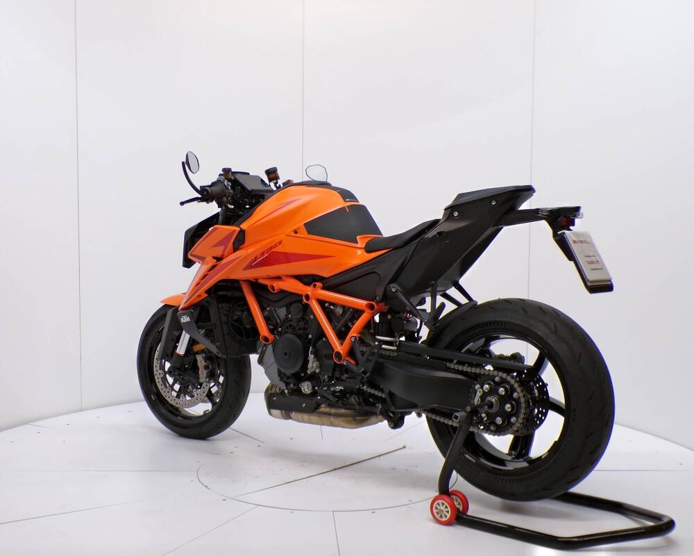KTM 1390 Super Duke R (2024 - 26) (5)