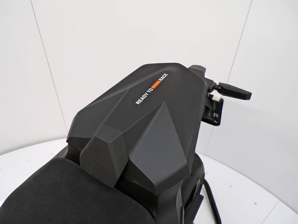 KTM 1390 Super Duke R (2024 - 26) (10)